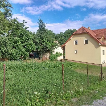 Apartman Pod Kalvariou - Rodinny Dom Banská Štiavnica 外观 照片