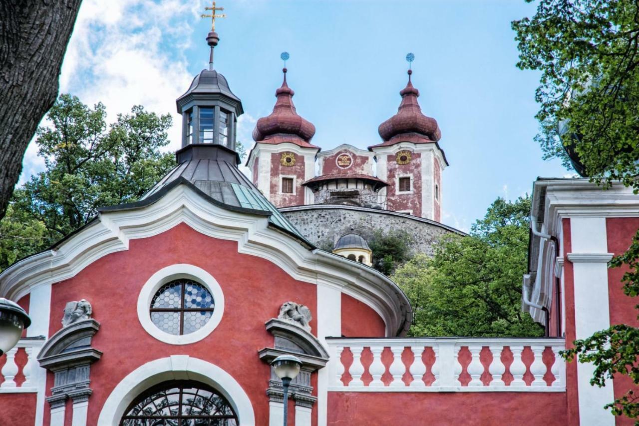 Apartman Pod Kalvariou - Rodinny Dom Banská Štiavnica 外观 照片