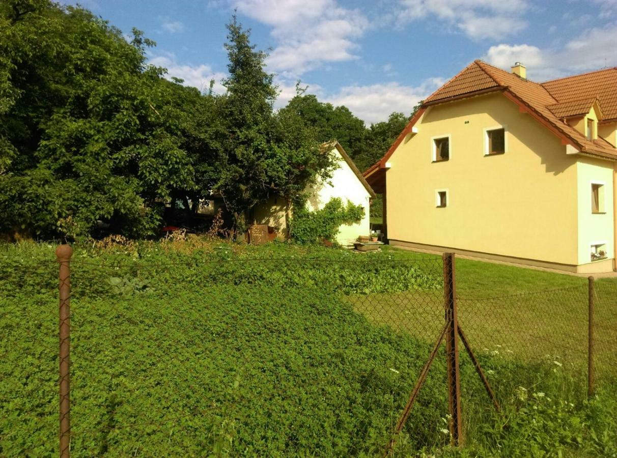 Apartman Pod Kalvariou - Rodinny Dom Banská Štiavnica 外观 照片